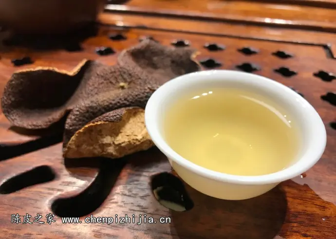 陈皮泡茶图片