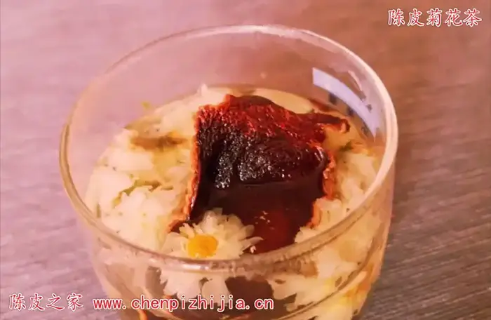 陈皮和菊花泡水喝的功效有哪些